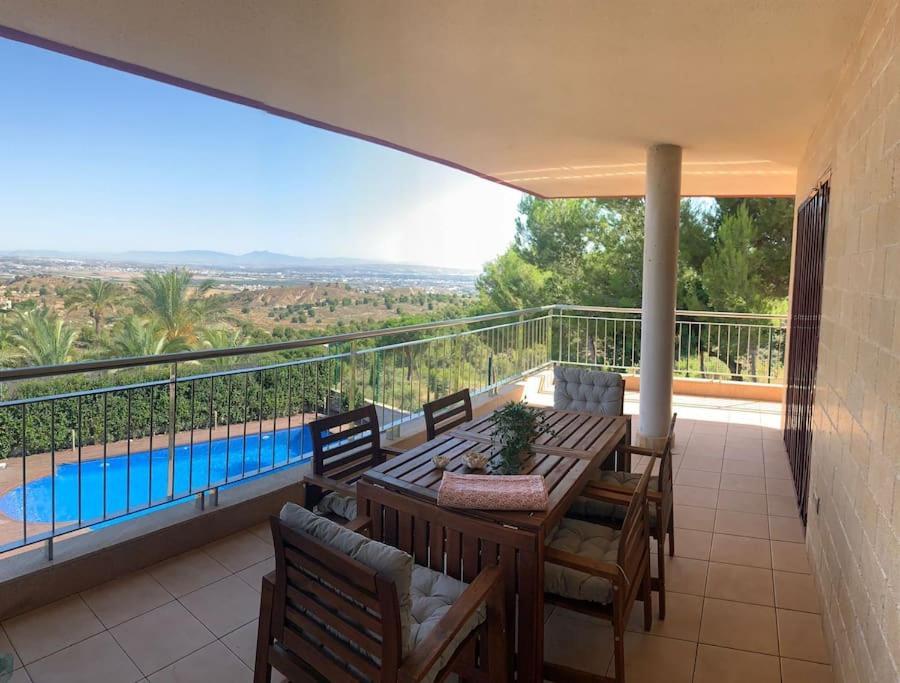 Villa Gloria Los Lopez Exterior photo